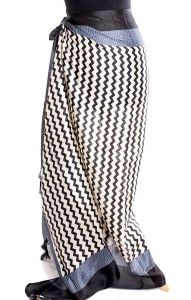 Čenobílý sarong - pareo sr389