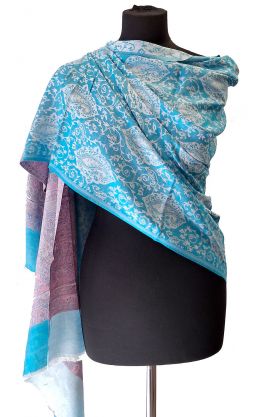 Elegantní brokátová šála z Himalájí tyrkysová sl3603
