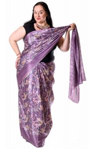 Tradiční indický oděv - sárí šeříkové v8608