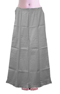 Spodnička pod sárí světle šedá